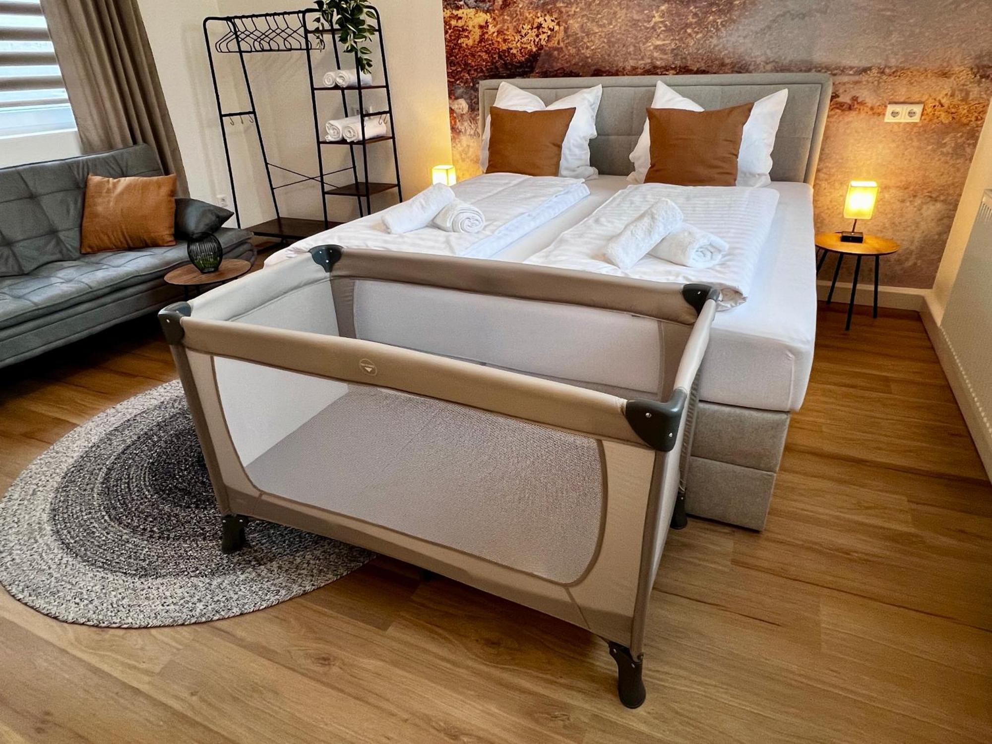 Main Cozy Casa Am Ringpark Free Parking Appartamento